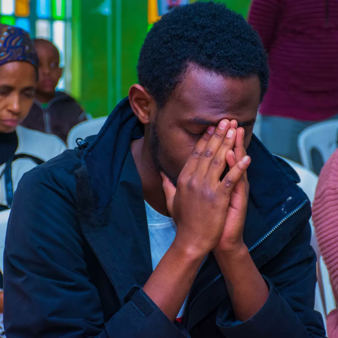 PCEAGateway's tweet photo. “Answer me when I call, O God of my righteousness! You have given me relief when I was in distress. Be gracious to me and hear my prayer!”
#forrenewedstrengthwaituponthelord #GodIsGreat #GodIsAble #tuesday #punchlinetuesday Josephine Watesh Mutuota https://t.co/tgN5jd6OW6