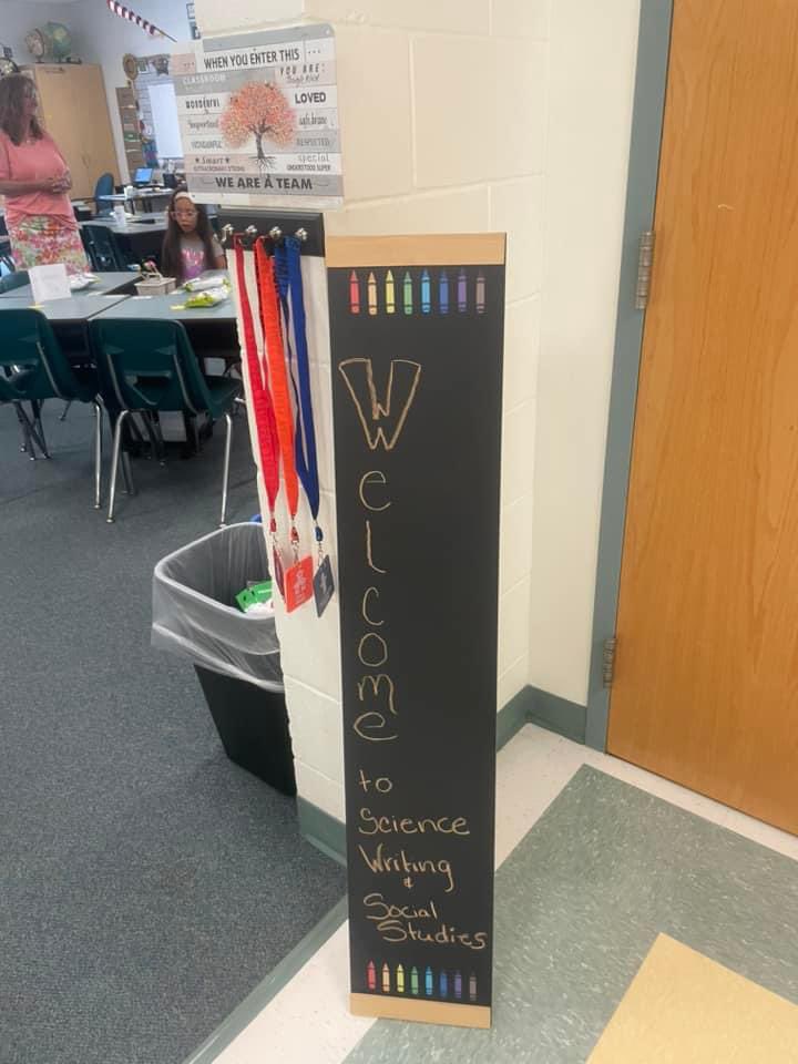 TOES - Trinity Oaks (@trinityoaks) on Twitter photo Our teachers created such a welcoming environment as our students came to meet their teachers and see their classrooms! #MeetTheTeacher <a href="/pascoschools/">Pasco County Schools</a> <a href="/MelissaMjarvis/">Melissa Ann</a> <a href="/J_Gray78/">Jamie Gray Pagano</a> Our teachers created such a welcoming environment as our students came to meet their teachers and see their classrooms! #MeetTheTeacher <a href="/pascoschools/">Pasco County Schools</a> <a href="/MelissaMjarvis/">Melissa Ann</a> <a href="/J_Gray78/">Jamie Gray Pagano</a>