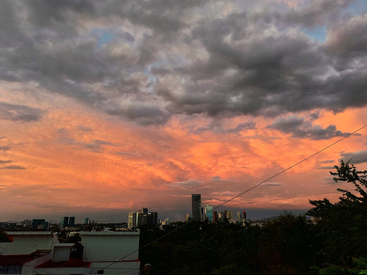 Carbagod's tweet photo. Memoria de un amanecer. https://t.co/KcO1ZpuQ4I