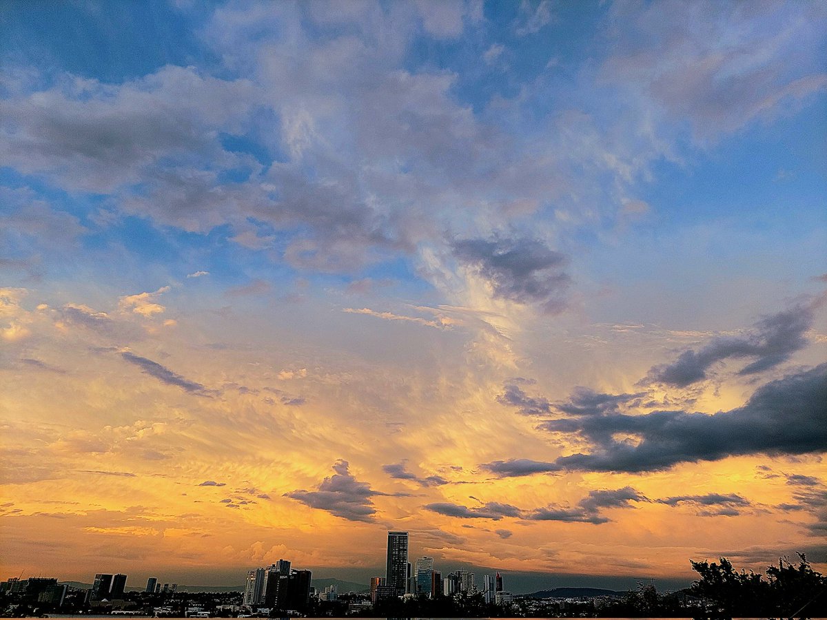 Carbagod's tweet photo. Memoria de un amanecer. https://t.co/KcO1ZpuQ4I
