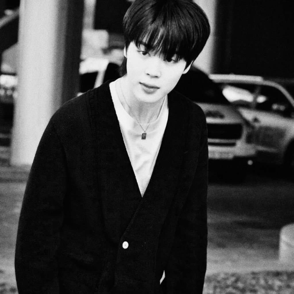 Vm00ni's tweet photo. ریپ و ریت برای جیمینی؟
RESPECT JIMIN
APOLOGIES TO JIMIN
WITH JIMIN TILL THE END
WE LOVE YOU JIMIN https://t.co/IvoenLInLO
