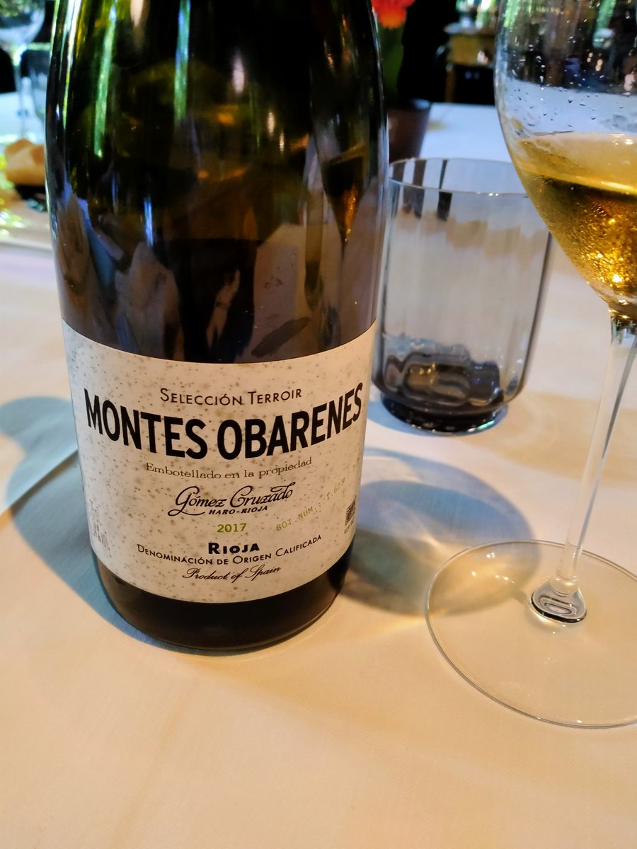 JonGoikoetxea's tweet photo. Escelente vino y comida https://t.co/9snr4ZHyx7