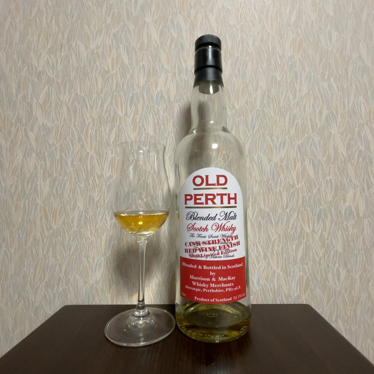 yossy_daibouken's tweet photo. 次で最後だな。どう飲むかな。本当に惜しい。
オールドパース レッドワインフィニッシュ
#オールドパース #oldperth https://t.co/Y8gWL6rAxF