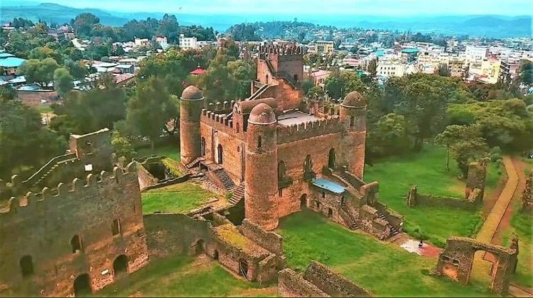PatriotFano's tweet photo. On the ongoing war in #Amhara region waged by @AbiyAhmedAli. The@UNESCO historical sites such as #Lalibela churches & #Fasiledes castle are being targeted by the ENDF. @POTUS needs to denounce this act! #IamFano #AmharaRevolution @ReutersAfrica @AlJazeera @guardian https://t.co/46DyEwEP4o