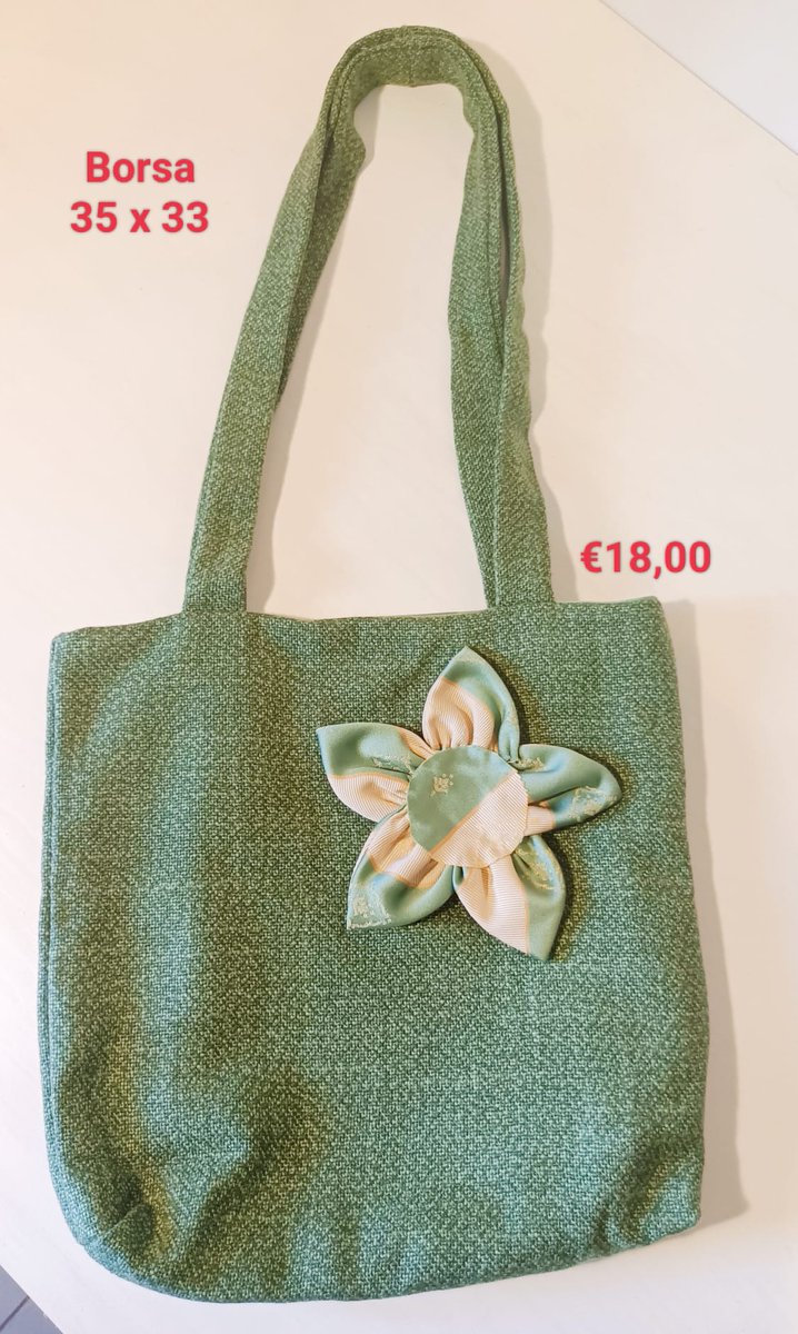 Franci46924979's tweet image. Ecco due #handmade per un giro in piazza, un aperitivo preserale 🍸, una passeggiata, con un occhio a questa quasi fine estate ☀️ 
Simpatiche, semplici, con la solita attenzione al #recycle 
Gradito il retweet🥰
#ecologic #recycling  #sostenibilità