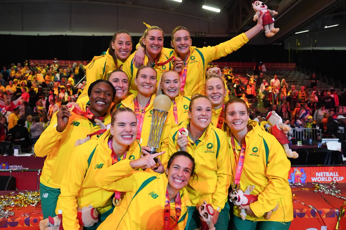 BackpageMedia's tweet photo. Australia celebrate after winning the 2023 Netball World Cup Final 🏐

📸Nic Bothma/BackpagePix  

#2023NetballWorldCup #Australia #Netball #NetballPhotography https://t.co/4llYuHVVYP