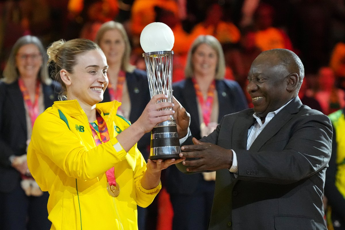 BackpageMedia's tweet photo. Australia celebrate after winning the 2023 Netball World Cup Final 🏐

📸Nic Bothma/BackpagePix  

#2023NetballWorldCup #Australia #Netball #NetballPhotography https://t.co/4llYuHVVYP