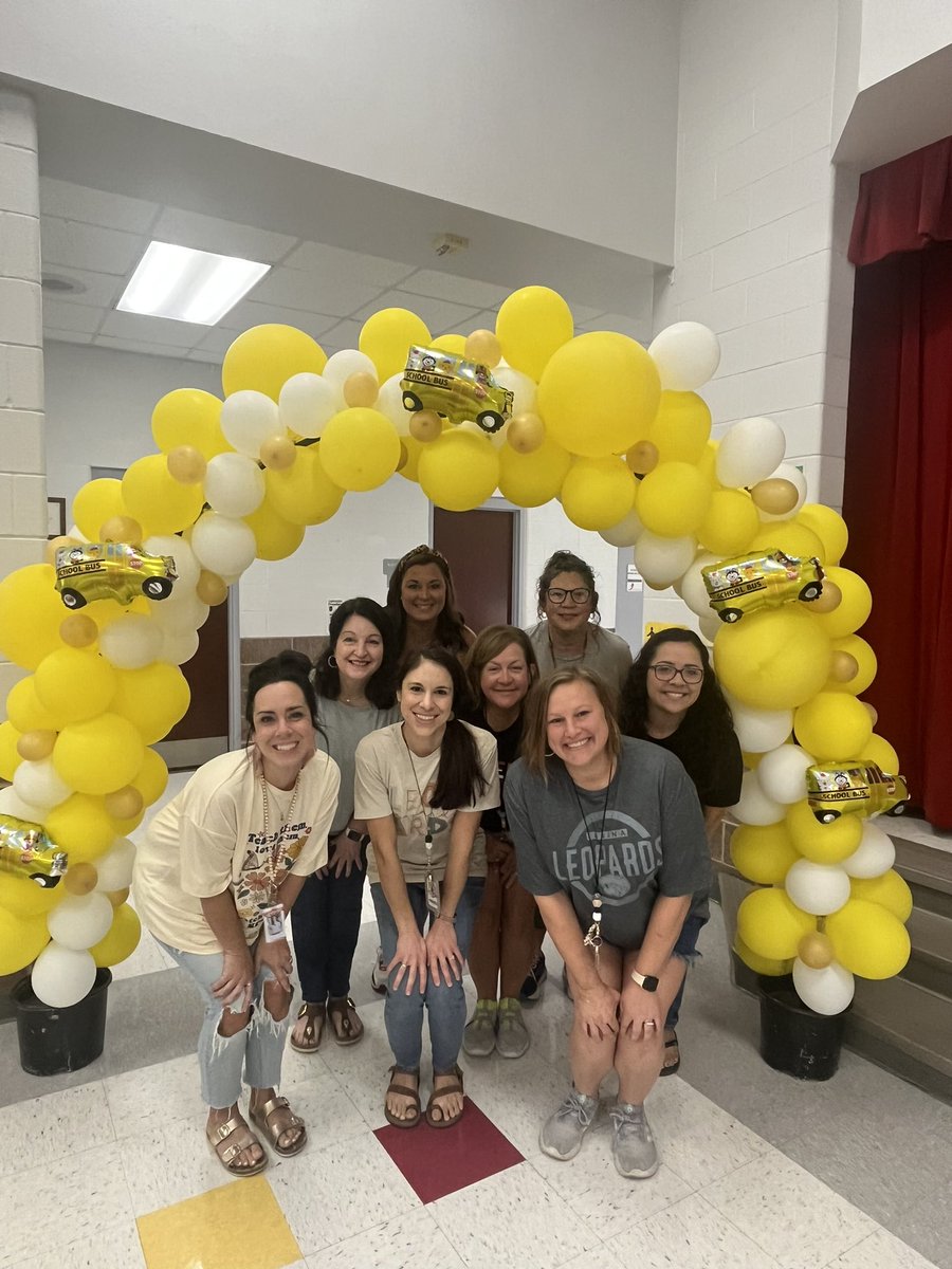 Sunnye Forrest tweet media