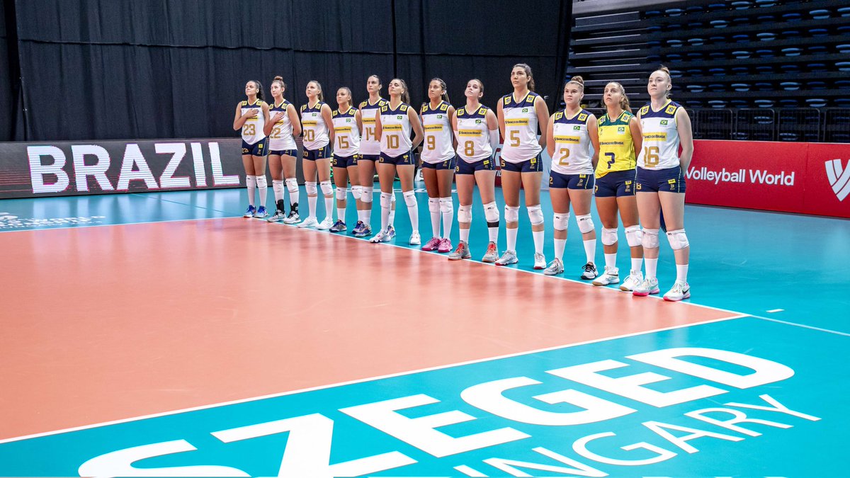 QGdoVolei's tweet photo. Marque na sua agenda:

Quartas de final do Mundial U19

🇧🇷 Brasil x EUA 🇺🇲
🗓️09/08 (Amanhã)
⏰16h

Vamos torcer pela nossa seleção 💪

📸 FIVB https://t.co/Qx9yo5CYio