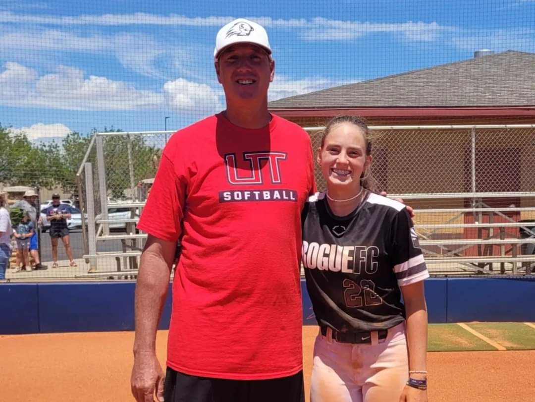 averygurr112's tweet image. Thank you to Coach Simkins and Coach G and all of the staff and players for another great Utah Tech Camp. Love the community &amp;amp; campus. Thank you for the feedback and CSE measurements. Will continue to work💪#nobodycaresworkharder #roguefc #utahtechuniversity
#2025class