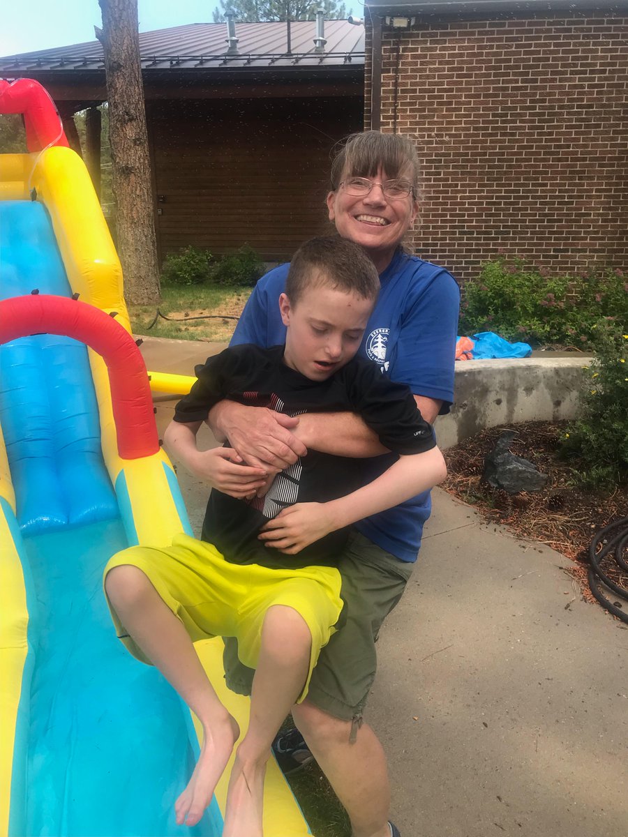 EvergreenRec's tweet image. There's nothing quite like playing on an inflatable water playground!

#EPRD #ElevateYourLife #inflatableplayground #INSPIRE