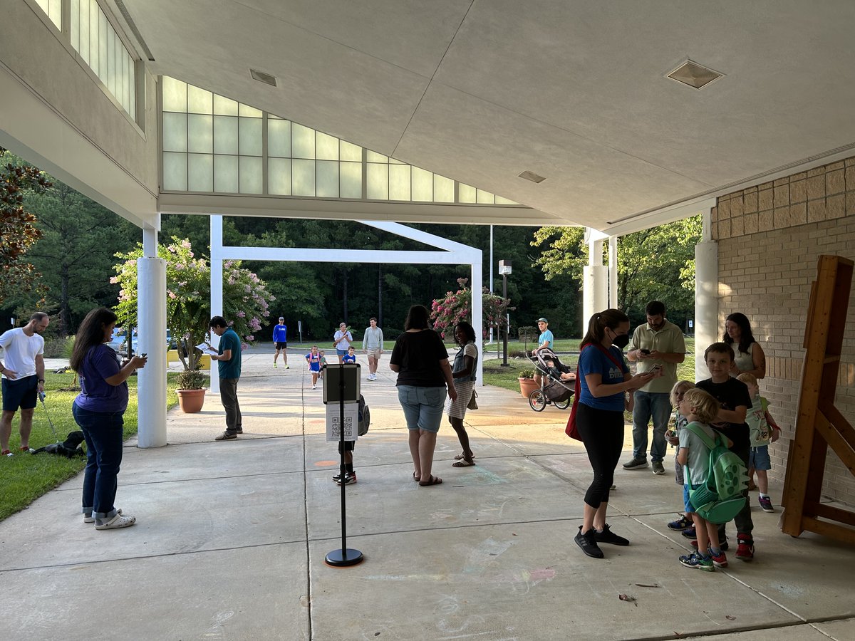 SouthwestDPS's tweet photo. Exciting morning welcoming Kindergarteners and their families back to school for Kindergarten Readiness Camp. Students toured the school, learned schools rules, procedures and had some fun! #swseahawks #wearedps https://t.co/bvBppW8Pu2
