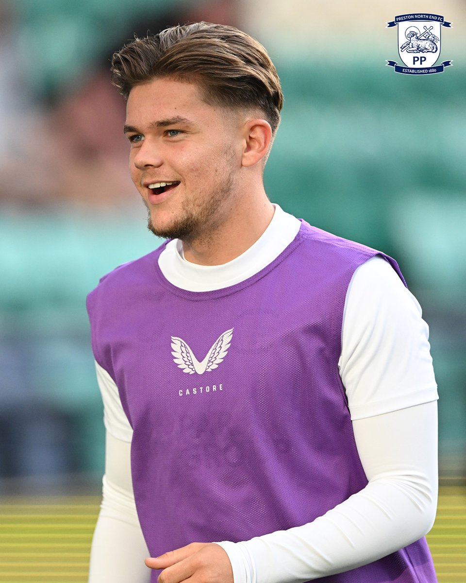 🙌 A first outing at Deepdale for local lad <a href="/LewisLeigh3/">Lewis Leigh</a>! 🤩

#pnefc