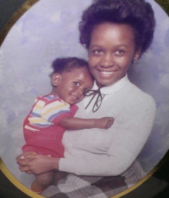 CoachEason1's tweet photo. Today 11 Years ago, my moms address changed from Lyons Ga to Heaven. I have joy, but I’m still a momas boy. I miss you moma but to be absent from the body, is to be present with the Lord! https://t.co/ZKjXq5h5ev