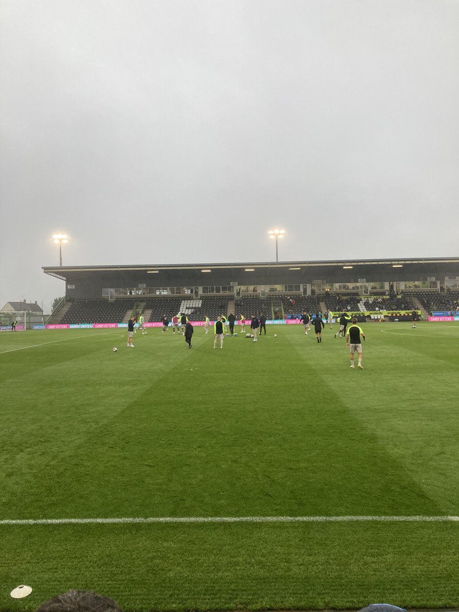 ianmcc1963's tweet photo. Away days #Pompey https://t.co/QT0lItGiNt