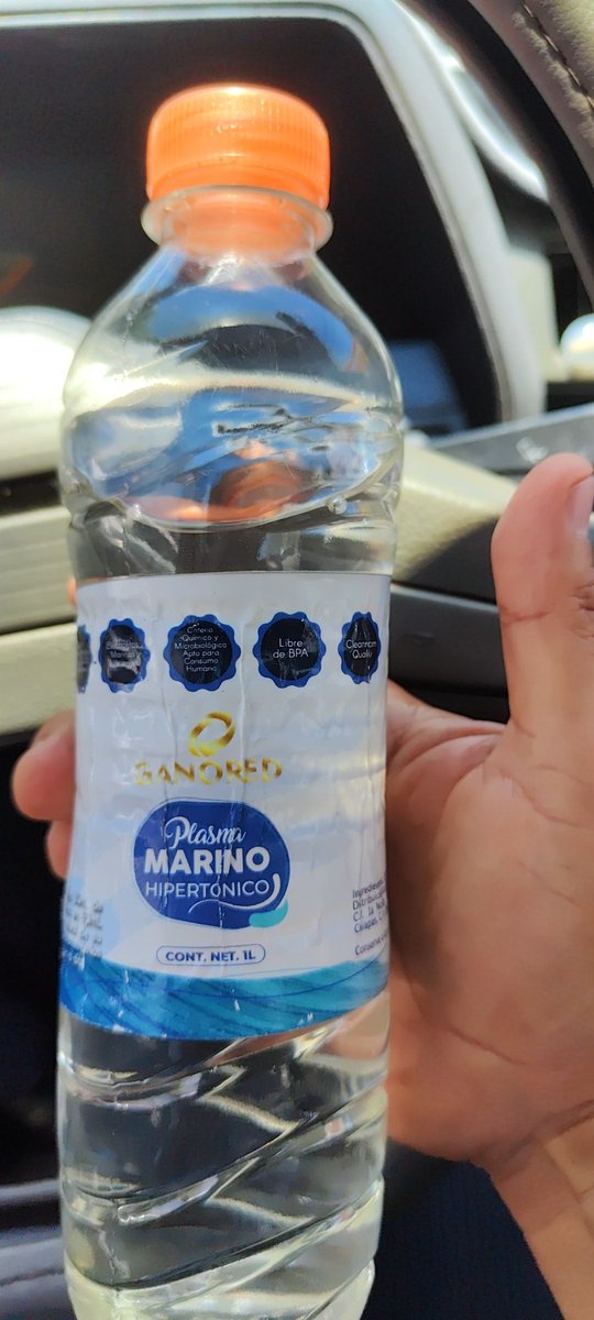 charlyenaccion's tweet photo. Hidratando mi día! 
Con agua de Mar! https://t.co/PZUWsTVojx