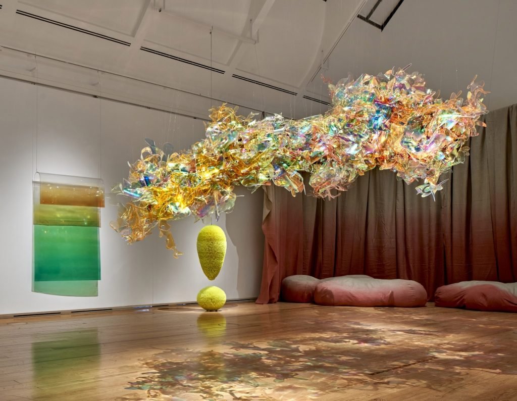 Check out these artists exploring the power and peril of plastic:

news.artnet.com/art-world/in-p…