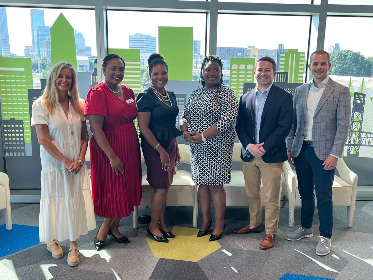 RachaelTutwiler's tweet photo. Grateful for the hard work of team @JaxPEF & our partners at @PNCBank as we convened business leaders to discuss Securing Our Future: The Impact of High-Quality Early Childhood Education and Literacy. Thanks to every partner who started their day with us! #READJAX https://t.co/ucGTFXAB7V