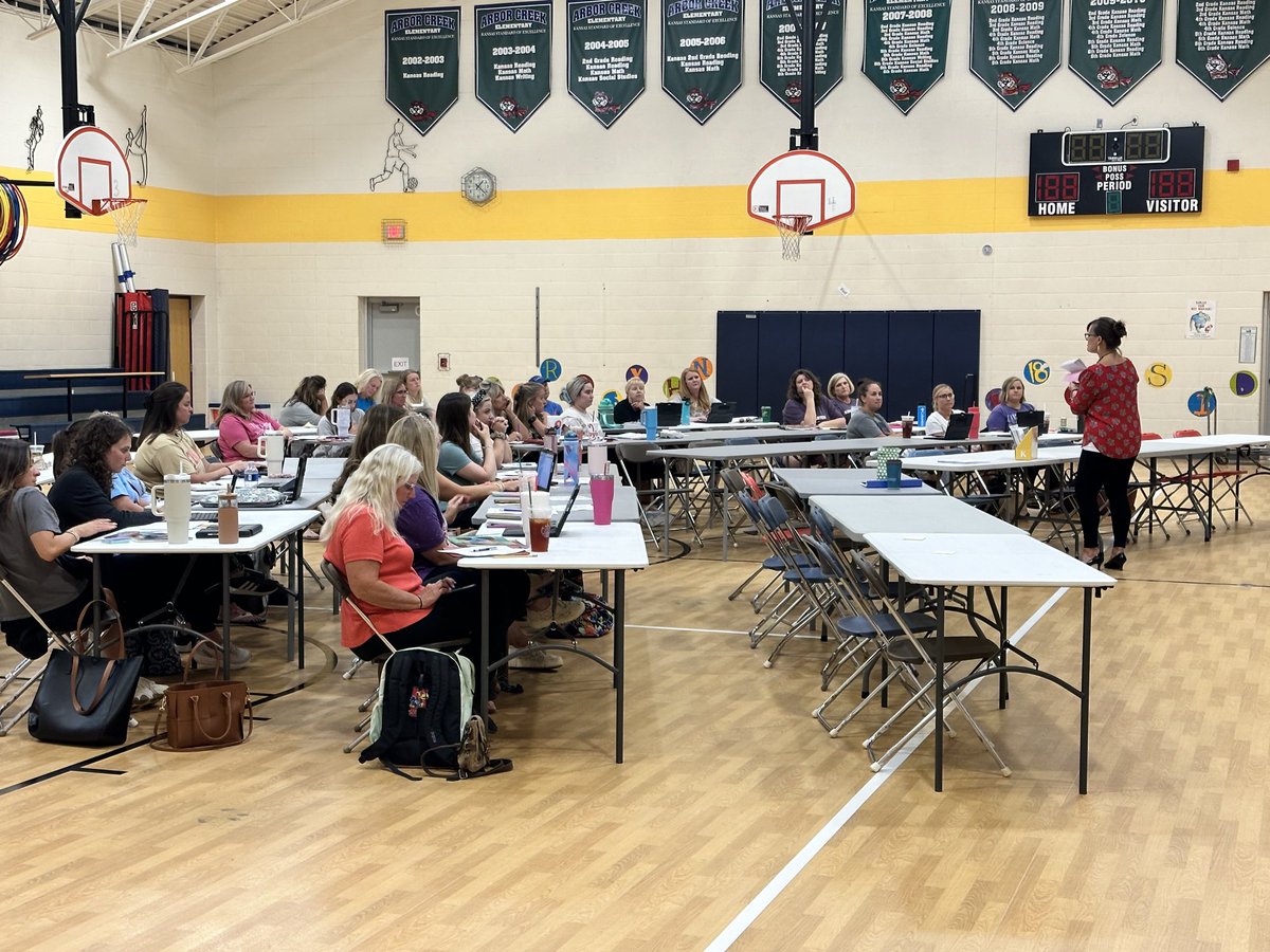 DrTimRevesPCR3's tweet photo. Afternoon PL is underway for kindergarten @ACEOttersRock - Nicole Robles is working with staff on writing units of study implementation. Great passion for writing for our newest learners. @olatheschools #OPSForwardTogether https://t.co/ud9v5zKVOa