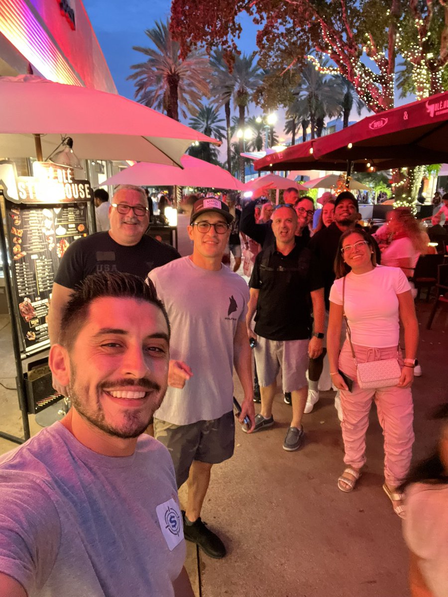StockSnipers tweet media
