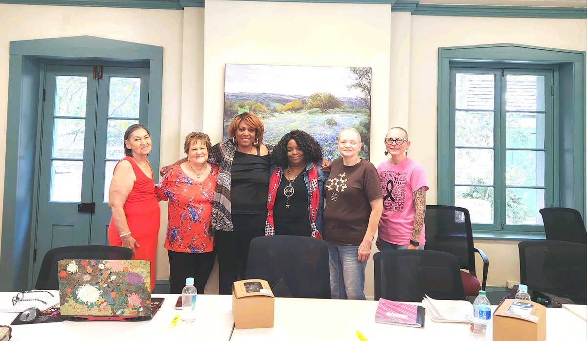 SlewCWC's tweet image. We could not be prouder of our @SlewCWC  clients!  We admire the courage it takes to share their stories.  These ladies were featured as 'The Six' to share their cancer chronicles.  Visit Curtain Up Cancer Foundation's website to support this fabulous organization! #curtainupcf