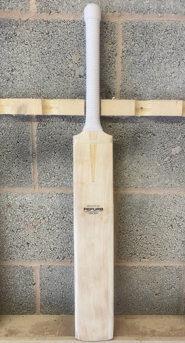 Pefurbcricket's tweet photo. Another one out the door. Bringing this one back to life with a  new handle and refurb. https://t.co/26zYp3cGgo