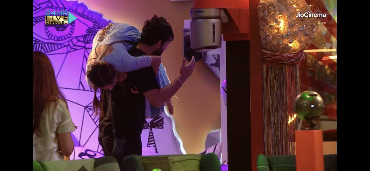devil_nahyan's tweet photo. Abhi and Manisha Masti 😭❤️🥹🤌🤌

How many like for #abhisha

#abhisha #AbhishekMalhan #FukraInsaan #ManishaRani https://t.co/P0HXa2eliZ