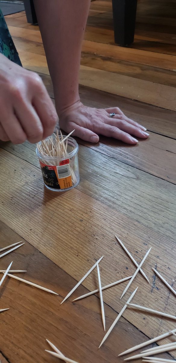 FreeRangeChalet's tweet photo. BEHIND THE SCENES
Top tip from The Free Range Chalet tonight - don't drop cocktail sticks all over the lounge!
Takes an age to pick them all up without moving any of the others you're not touching!
#Oops #PickUpSticks #CocktailSticks #TeamFreeRange https://t.co/iQpiGS4g9E