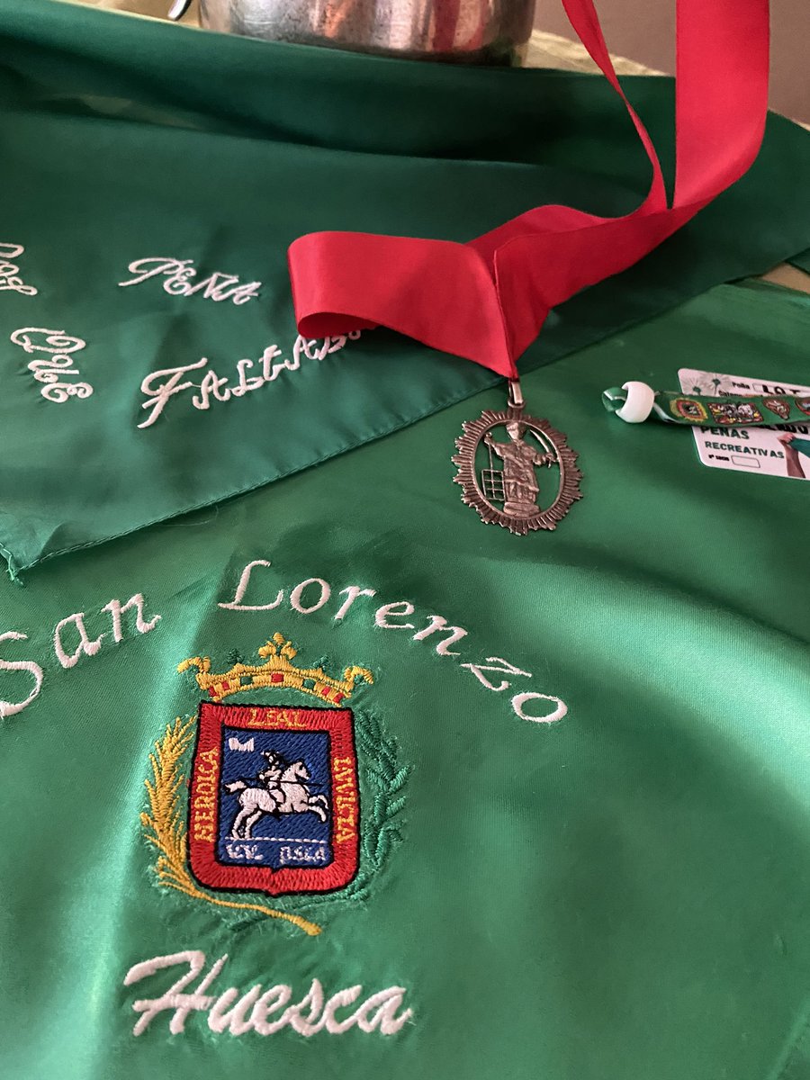 Preparando con alegría las fiestas de mi querida <a href="/huesca/">huesca</a>. Días de familia y amigos para compartir😘