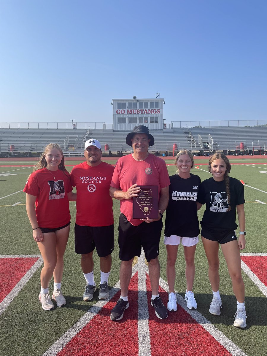 Congratulations to Coach Dayton on being named 2023 assistant coach of the year! We are so lucky to have you in our program
