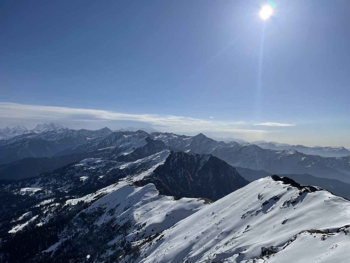 freefallings's tweet photo. I have been traveling across India in my spare time over the last 5 years. Thought of starting a daily series of the same.

#1 Kedarkantha Peak - Literally the first thing that came to my mind &amp; a place that literally took my breath away at 12,500 feet. #Travel #India #photo https://t.co/qgQkf7hHyo