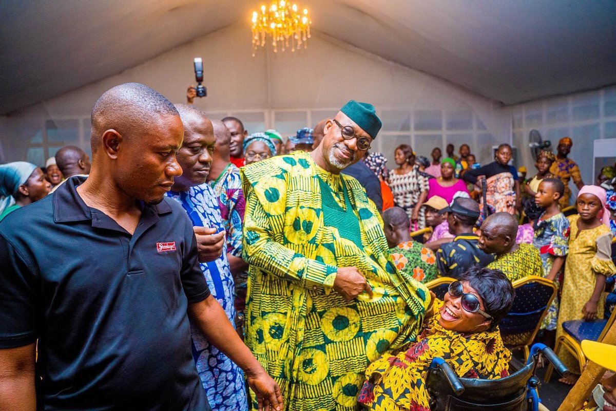 His Excellency @dabiodunMFR 
I am writing for a paid employment position in the state civil service.
My name is Oyedele Oluwatimilehin,a person living with physical disability,an indigene of Ogun state from Obafemi Owode local Government and a graduate of computer science(HND)..1