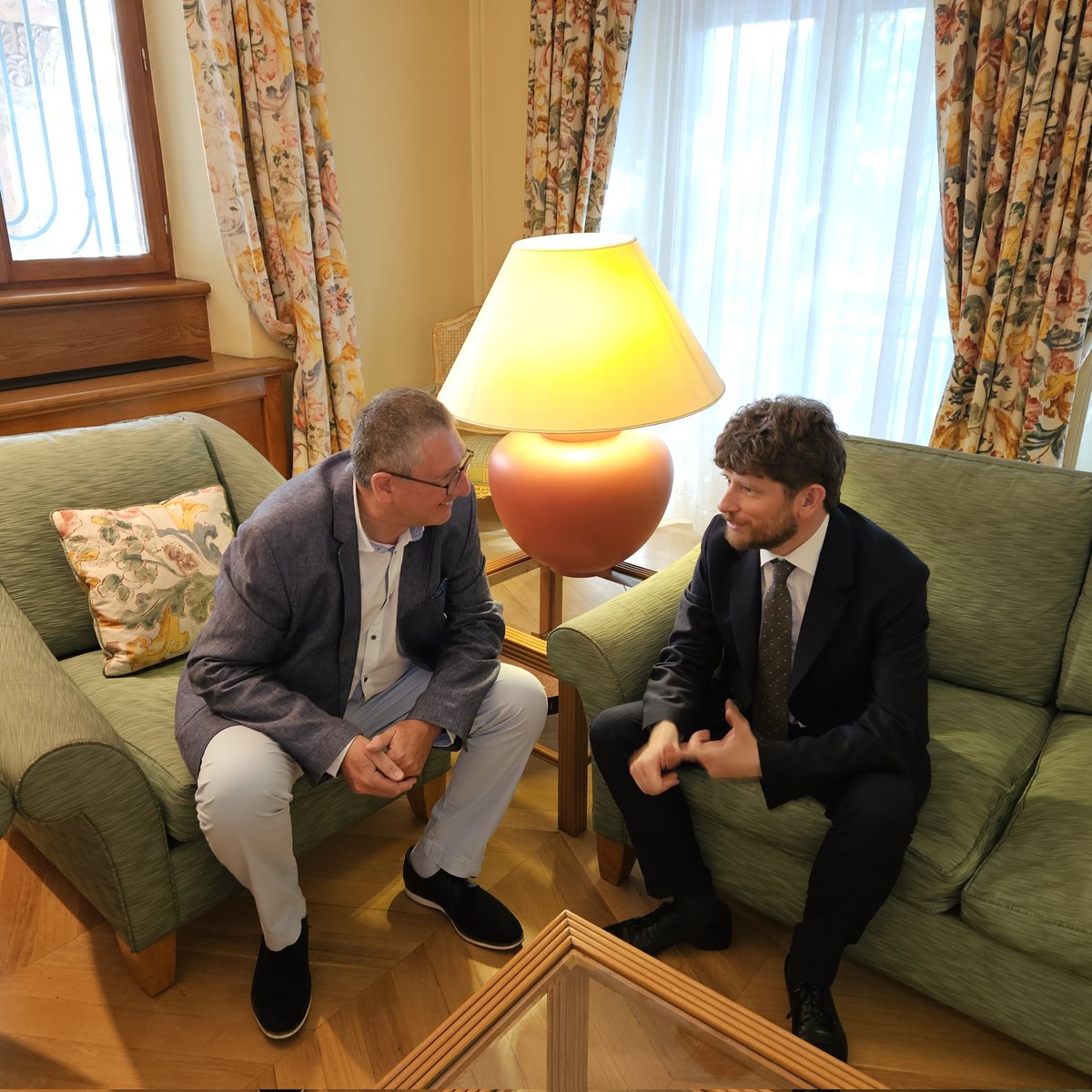 O_Decottignies's tweet photo. Dispensaire à Spitak, cabinet dentaire à Ashotsk, opération "Lunettes pour l'Arménie" à Gyumri... J'ai fait le point avec le Dr Michel Chahinian, Président de l'Union médicale arménienne de France, sur les actions que mène son organisation à travers l'Arménie 🇨🇵👨‍⚕️🇦🇲 https://t.co/iEgmF5gjPq