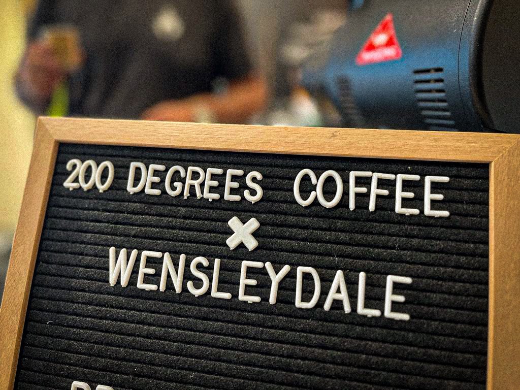 200 Degrees Coffee tweet media