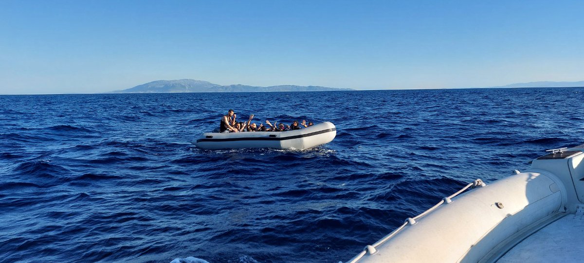 HCoastGuard's tweet image. Εντοπισμός και διάσωση 14 ατόμων στo Πλωμάρι
hcg.gr/el/epikairotht…