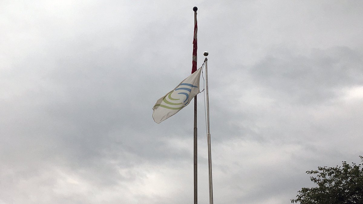 Gift of Life flag is flying today. It honours the donor & recognizes the decision to say yes to organ donation. #thankyou