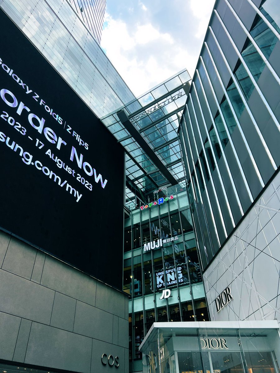 一个人逛逛也蛮开心 🥰