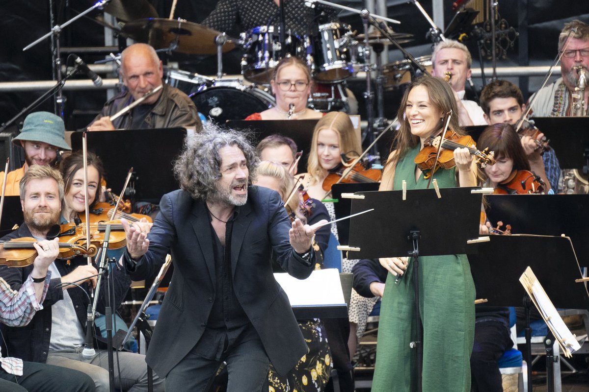 along with very special guests <a href="/nypbos/">NYPBoS</a>, The National Youth Brass Band of Scotland and <a href="/MusicEducatio10/">Music Education Partnership Group</a> as well as the wonderful <a href="/NickyBenedetti/">Nicola Benedetti</a> 

Thanks to <a href="/edintfest/">Edinburgh International Festival</a> and <a href="/ccfest/">Celtic Connections</a>  for their continued support and belief in us. 2/3