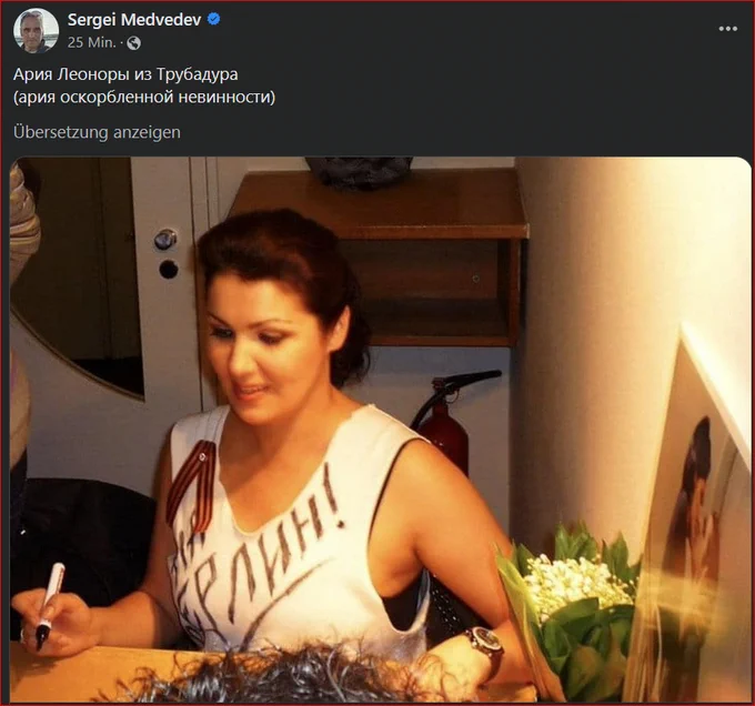 dietmarp73's tweet photo. #banNetrebko Anna Netrebko Opernsängerin aus #RussiaIsATerroristState und Bewunderer von #PutinWarCriminalwird wird im August in #Berlin auftreten!
“Wir nehmen Berlin” steht am Kleid!
#Ruzzen Kultur Boykottieren!!! https://t.co/8mLeJA1lua