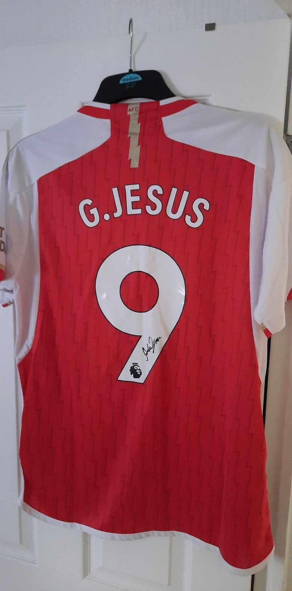 Arsenal Memorabilia tweet media