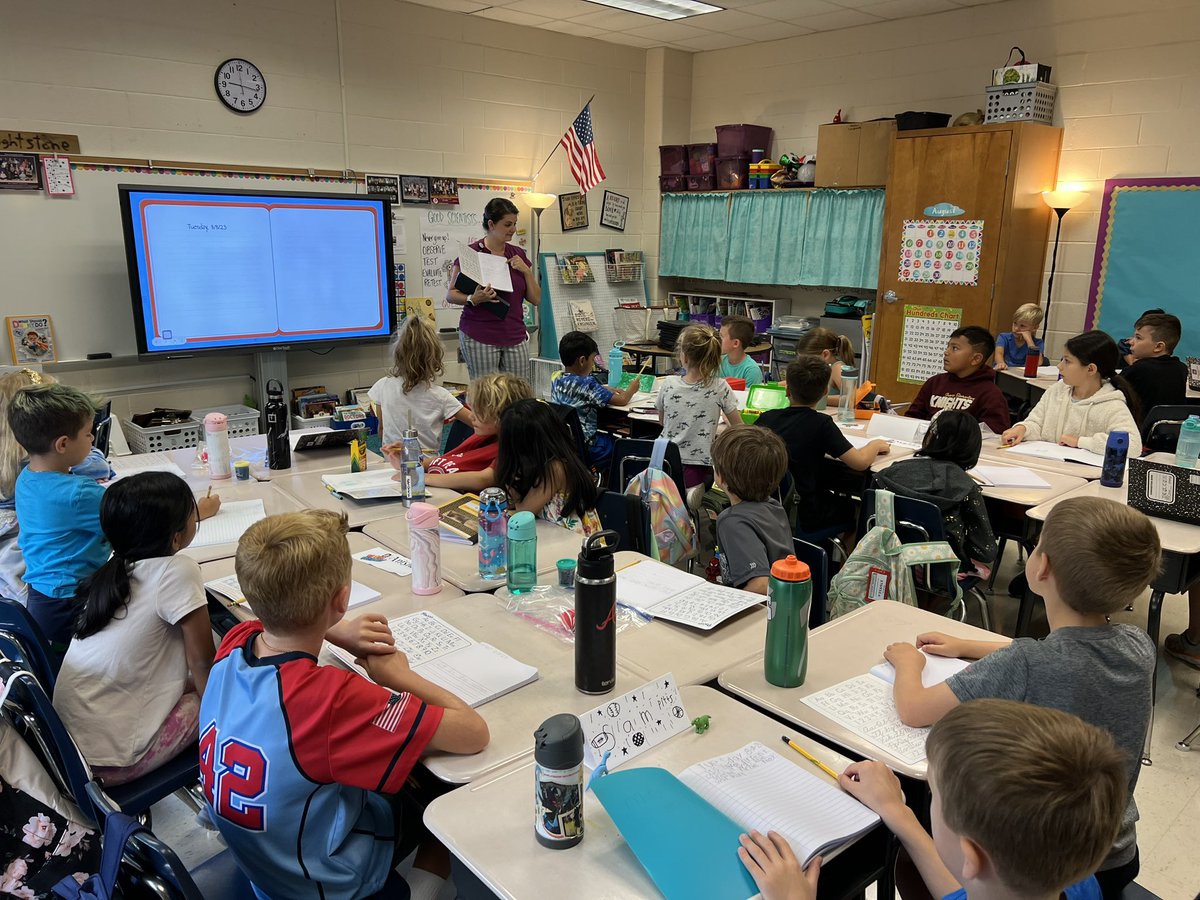 Kate Lightstone tweet media