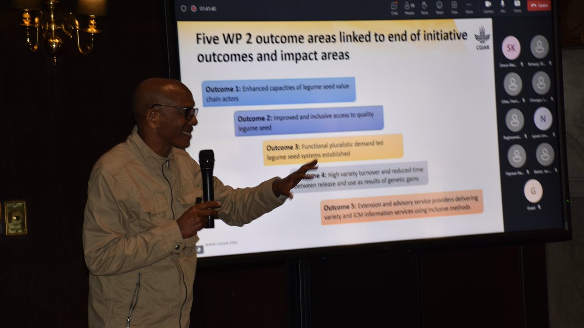🌱"We can change Africa through legumes" 

📢<a href="/JcRubyogo/">JCRubyogo</a> #SeedEqual Lead on legume crops ignited this vision at #Nairobi workshop co-organized by partnerships &amp; capacity-building led by <a href="/ajay_panchbhai/">Ajay Panchbhai</a>

👉Discussions on seed production &amp; ICT tools are ongoing. Stay tuned for more!