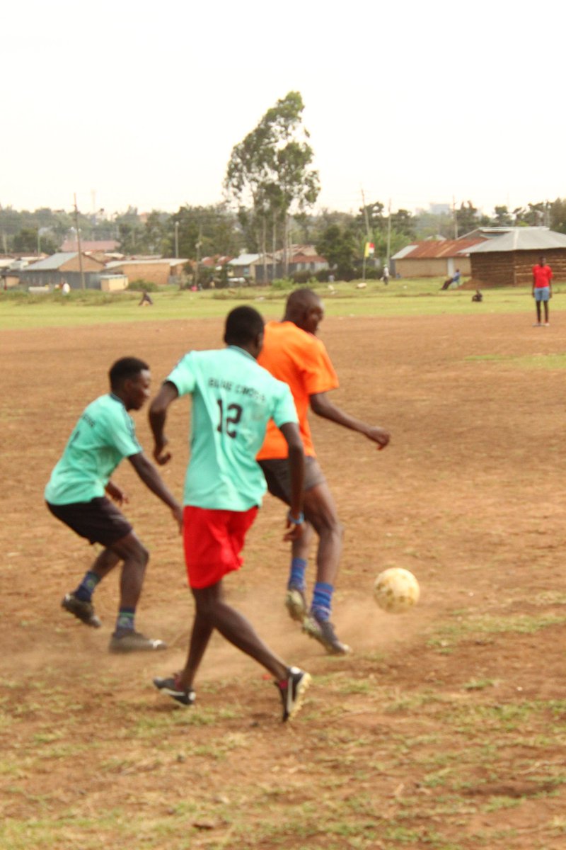 KJamtaka's tweet photo. Football brings people together and it's game that fosters unity and team work. This being a #YouthWeek our football team had a friendly match with Nyawitta Fc and we won 2-1. Goals by @ArielLihondo and @WilsonThiago18 .  #iydkisumu #YouthPower #youthempowerment . https://t.co/m84SciIZMX
