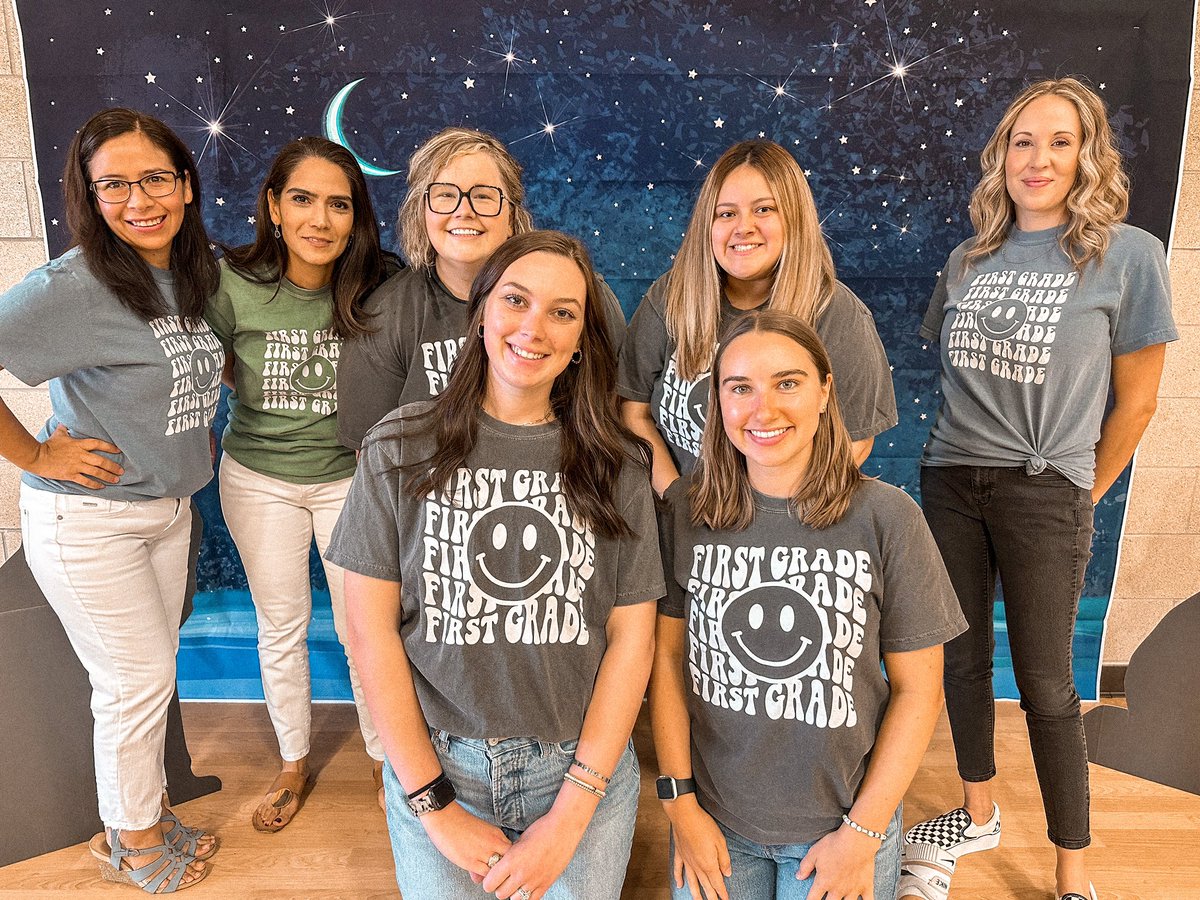 heymrstraugott's tweet photo. First Grade Team 2023-2024✨✏️ #twehowl #firstgrade #wolfpack #katyisd https://t.co/hOQZwFHjxe
