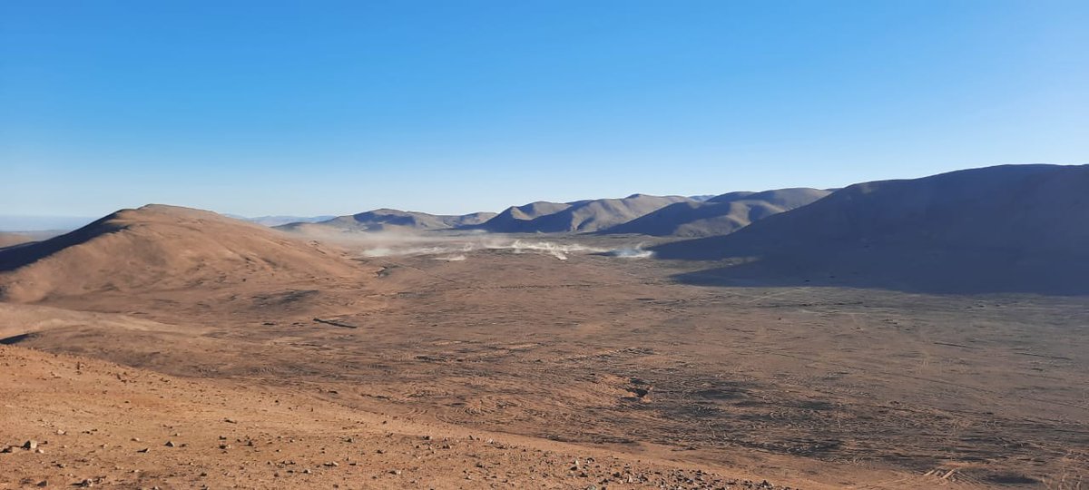 VIDE_CL_Oficial's tweet photo. En el marco de sus Tareas Esenciales de Misión e #InstrucciónYEntrenamiento, es que desde hace 2 semanas la 2da Brig. Acorazada #Cazadores, perteneciente a nuestra VI División del @Ejercito_Chile, tiene desplegado a su Equipo de Combate #Baquedano en #PampaPerdiz, #Tarapacá. https://t.co/xxpdGU9T5t