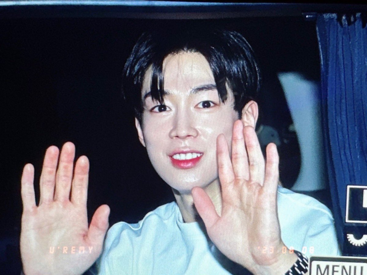 youremy_dw's tweet photo. 230808 🤍🤍🤍🤍🤍
#SF9 #다원 #이상혁 #DAWON #ダウォン #에스에프나인 @SF9official https://t.co/m9AF06HrXC