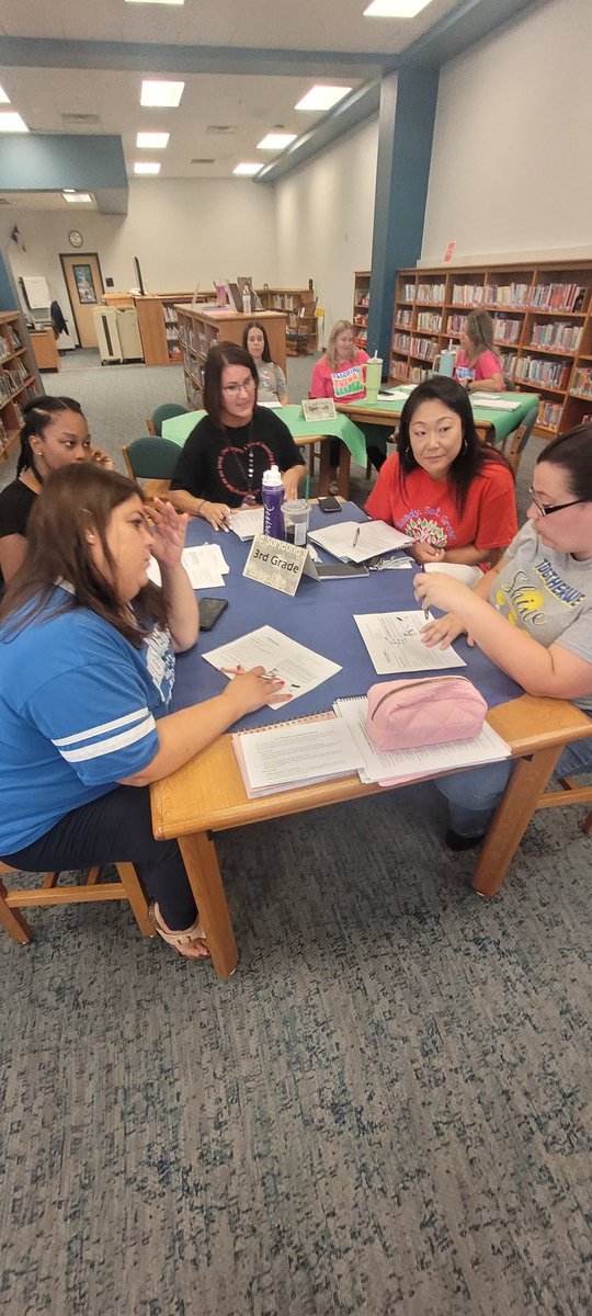 Tosha Hoefert tweet media