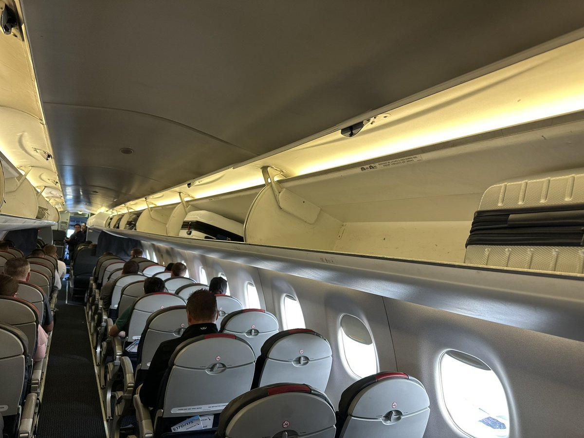 SDFarmWife's tweet photo. @AmericanAir can’t say I’m super impressed with your gate staff at IND. I didn’t want to check my carry on all the way through. And getting it at my connection at ORD was apparently against “security” policy. Even though I’m looking at plenty of space for my bag. Enlighten me… https://t.co/sXWKg4Ubq0
