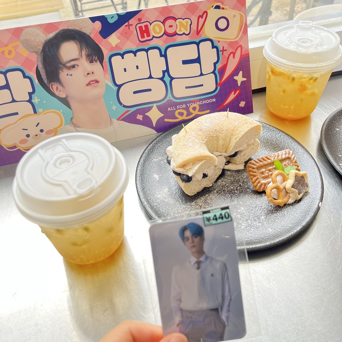 name57290170's tweet photo. #빵담빵담_영훈이_생일축하해🍰
#Dear_My_Boy_Younghoon🎂
Happy Younghoon’s birthday🥳🥰 https://t.co/UUjRhxbae1