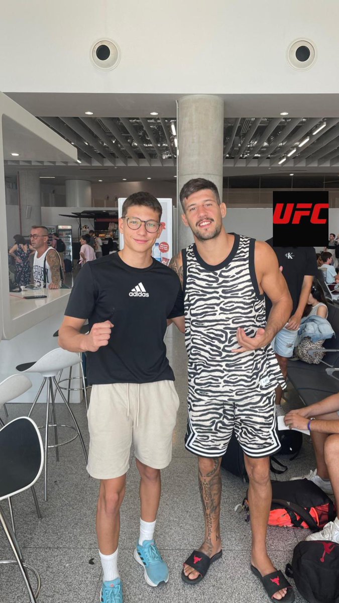 AbelChocron's tweet photo. #FenomenoAlvarez https://t.co/Jj6WRJALuE